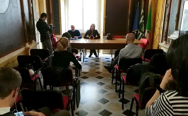 Commercio conferenza stampa